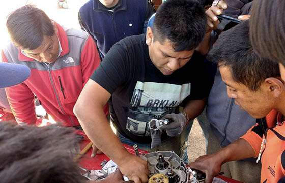 Policías se capacitaron en mecánica general de motos