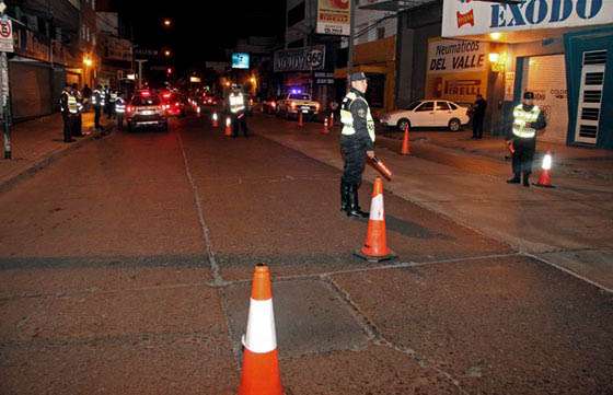 Intensos controles vehiculares durante el fin de semana largo