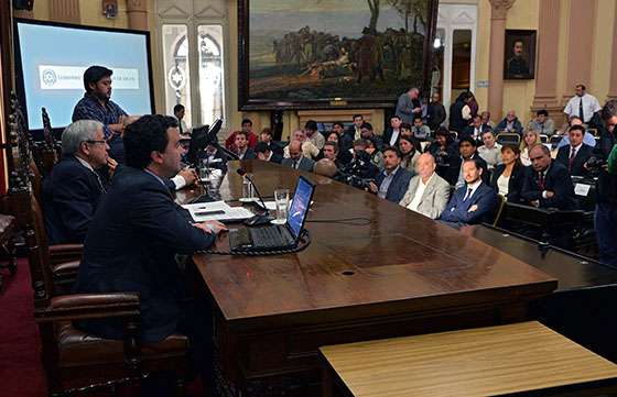 El Presupuesto 2017 destinará mayores recursos a educación, salud y obra pública