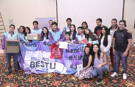 Se realizó el estreno y premiación de Imágenes del Bicentenario por la Paz