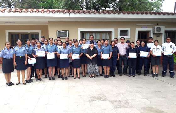 Entregaron certificados a operadores de la Policía Comunitaria de Tartagal