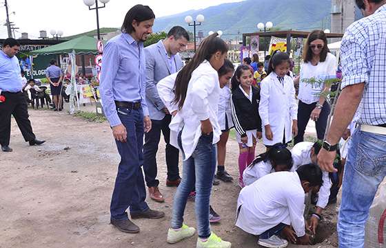 Comenzó el proceso de forestación en el Parque de la Familia