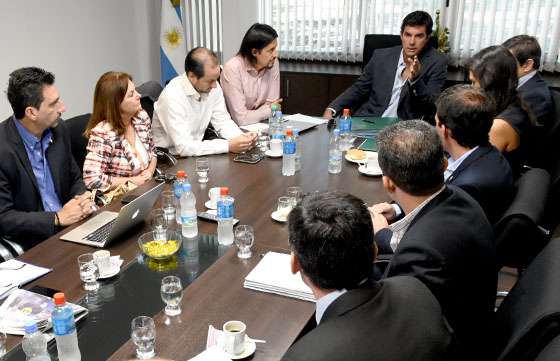 Urtubey analizó con su gabinete el impacto en las provincias del proyecto de Impuesto a las Ganancias
