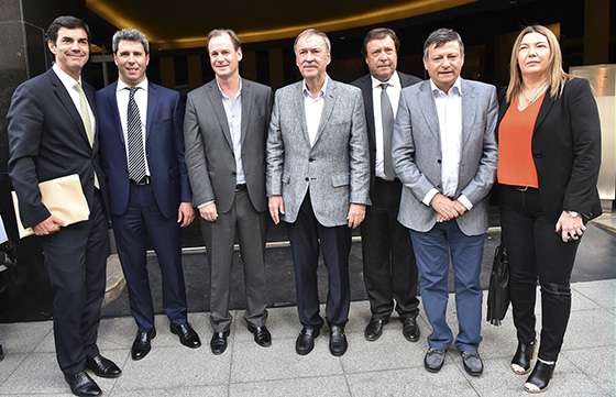 Gobernadores coinciden en buscar consenso sobre el Impuesto a las Ganancias