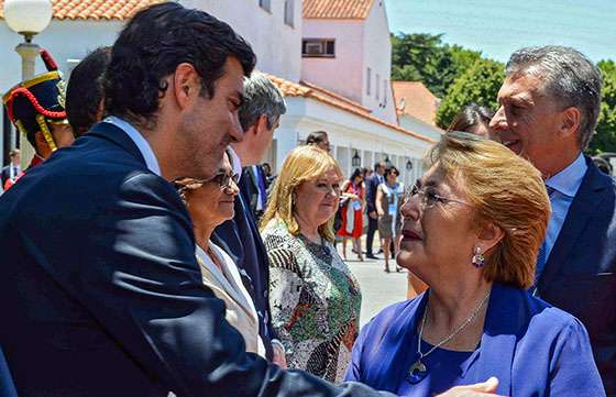 Urtubey participó en la recepción oficial a la presidente Bachelet