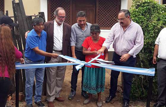 El IPV entregó 10 viviendas a la Comunidad Lapacho II de Tartagal