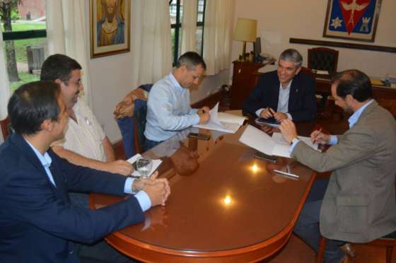 El Gobierno y la Universidad Católica relevarán comunidades de Santa Victoria y Pichanal