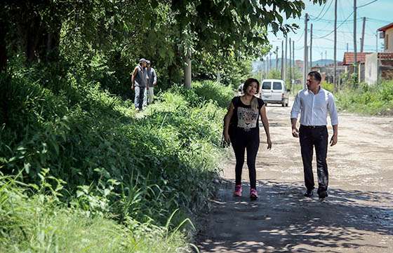 En barrios del área metropolitana continúan trabajos de desmalezamiento