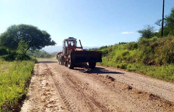 Realizan tareas de mantenimiento en rutas del sur provincial