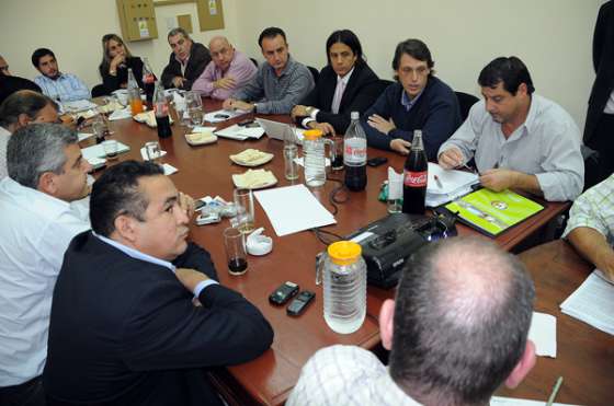 Kosiner  y Parodi presentaron la descentralización social a diputados justicialistas 