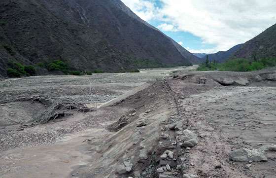 El Gobierno articula acciones para asistir a damnificados por temporal en la ruta nacional 51
