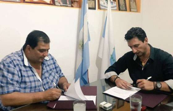 Firmaron nuevos convenios para coordinar políticas en materia de tierras