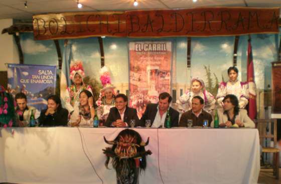 Se lanzó el festival de doma y folclore "Carrileñazo 2010" 