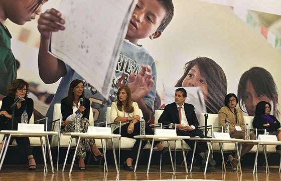 La ministra Berruezo expuso en México sobre la mejora de alumnos en los aprendizajes