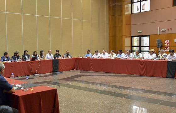 El Gobierno inició las mesas de negociación salarial con representantes gremiales