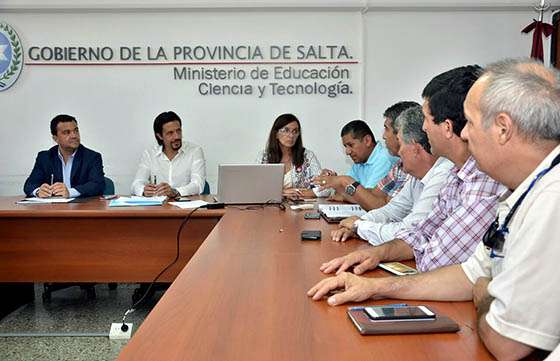 Provincia y gremios consensuaron que la propuesta salarial será semestral
