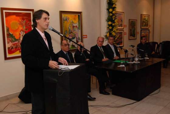 Kosiner abrió los debates sobre moral y ética ciudadana