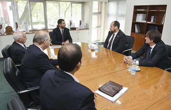El ministro Montero recibió al embajador de Montenegro