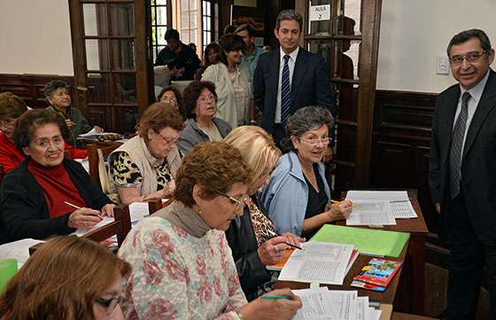 Con más de mil inscriptos y 70 talleres se inició el ciclo lectivo de la UNATE