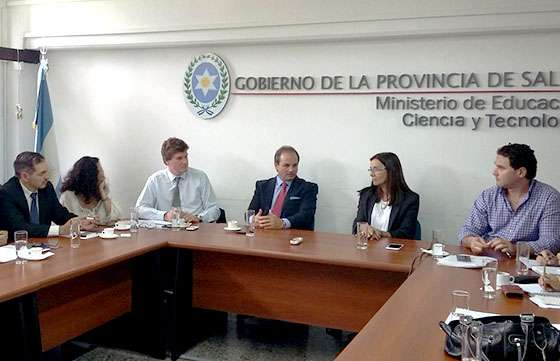 Educación y Rentas trabajan en el lanzamiento del programa “Mi factura, por favor”