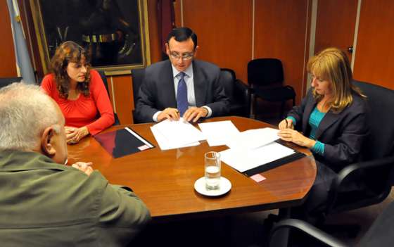 Se firmó un acta acuerdo entre el Ministerio de Salud y la Asesoría General de Incapaces