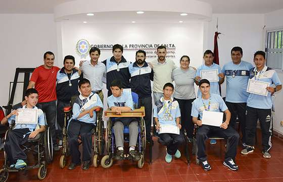 El Gobierno distinguió a los deportistas salteños de los Parapanamericanos