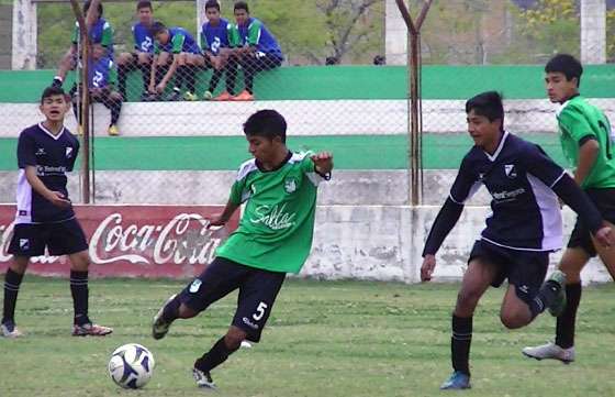 Por la lluvia se suspendió el inicio del Torneo Regional de Fútbol de Clubes del Noa