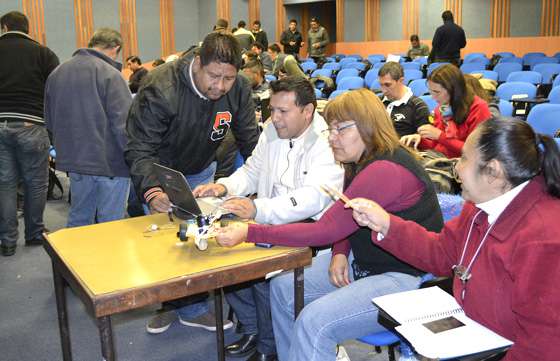 Capacitación docente en robótica