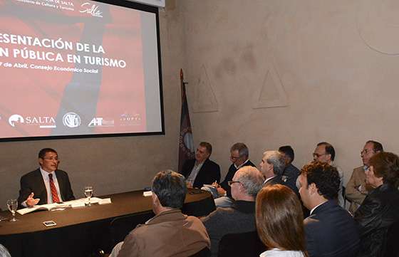 Durante la actualización del Plan Salta 2030, Loutaif destacó sus fortalezas para el turismo
