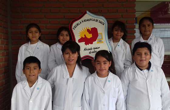 Reconocimiento para alumnos destacados en un concurso internacional