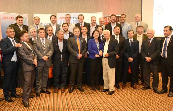 Con la conexión a Iquique y Asunción, Salta crece en integración regional