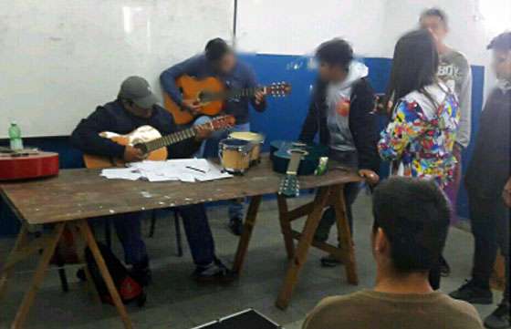 Adolescentes privados de su libertad realizan actividades recreativas