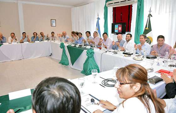 En Apolinario Saravia analizaron el desarrollo productivo, económico y social del municipio