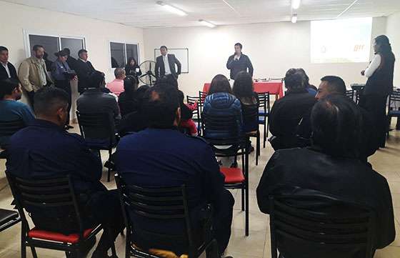 Vecinos de Vaqueros se interiorizaron sobre el funcionamiento del Centro de Coordinación Operativa