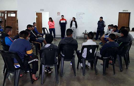 Jóvenes del norte se forman como entrenadores deportistas por la paz