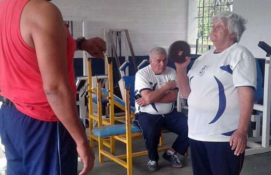 Deportes realiza evaluaciones físicas a adultos mayores