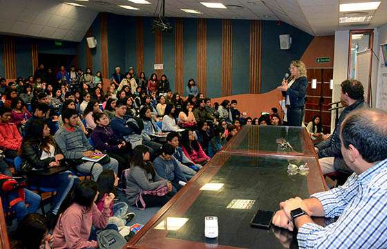 Más de 250 alumnos iniciaron los Talleres Extraprogramáticos