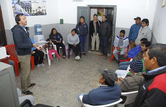 Personas Jurídicas asesoró en Iruya a clubes deportivos y civiles