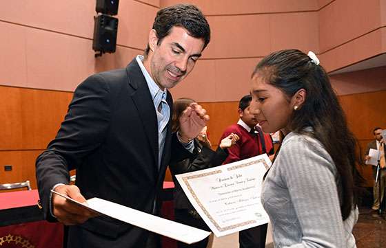 Esta tarde se entregarán becas terciarias y universitarias