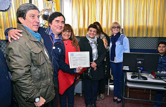 El Colegio Ciudad del Milagro inauguró una sala de grabación