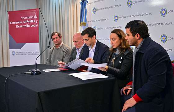 Provincia y Nación lanzaron el programa “El mercado en tu barrio”