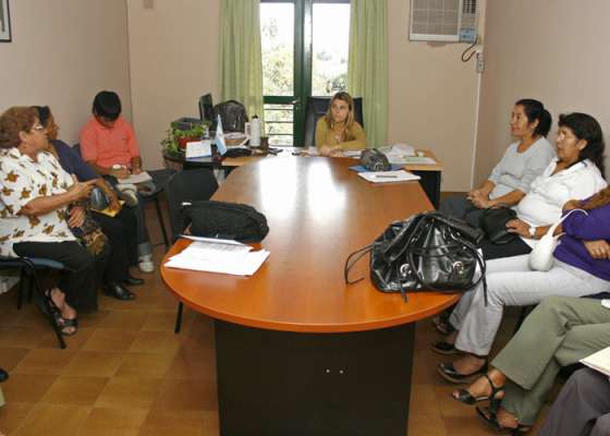 Derechos Humanos canaliza las necesidades de familias de la capital 