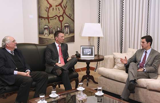 Urtubey recibió a empresarios mineros de la firma First Quantum