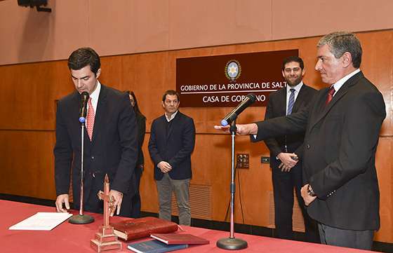 Urtubey tomó juramento al nuevo Secretario de Minería de Salta