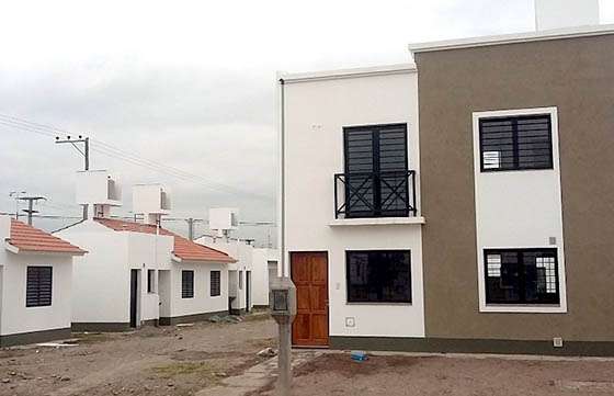 36 familias de Barrio Limache reciben hoy sus dúplex