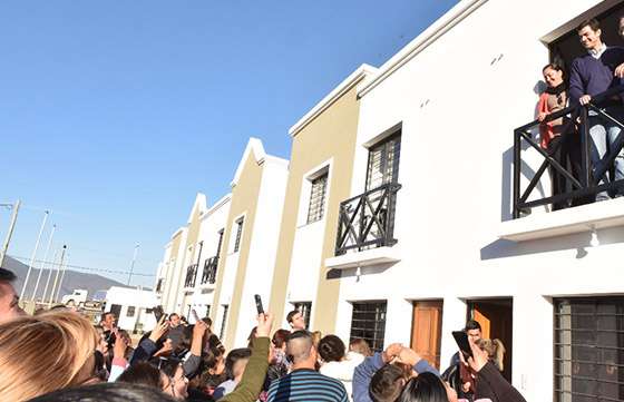 Urtubey: “Una casa nueva cambia la vida”