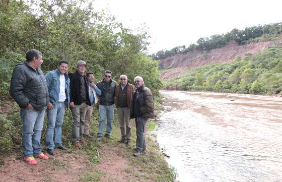 Salta y Yacuiba estudian la construcción de una presa sobre el río Caraparí
