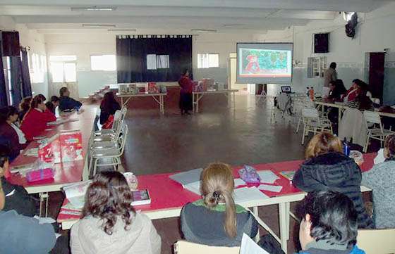 Seguridad brindó talleres sobre redes sociales a docentes