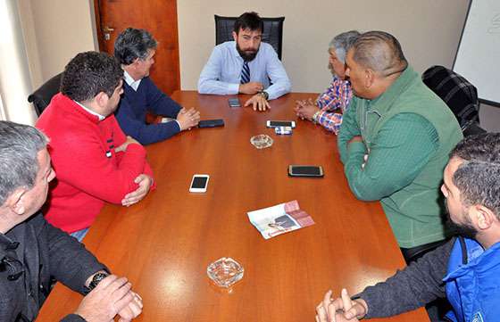 El ministro Costello se reunió con miembros de las 62 Organizaciones Peronistas