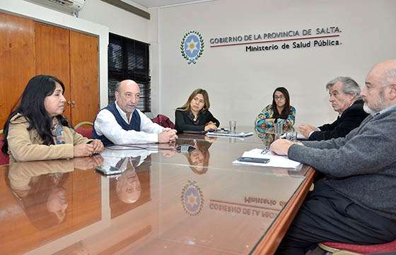 Salud Pública y Fundación Hope reforzarán la accesibilidad a tratamientos para pacientes del interior
